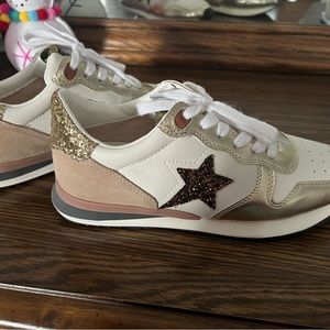 Vintage Havana Sneakers- Size 7- Worn one time selling for $50